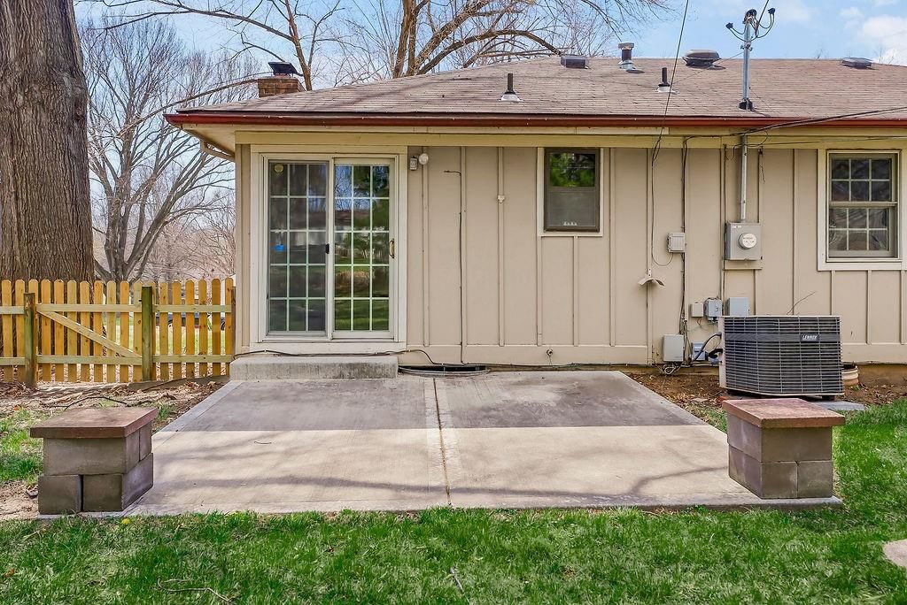 10530 W 59th Terrace — photo 28