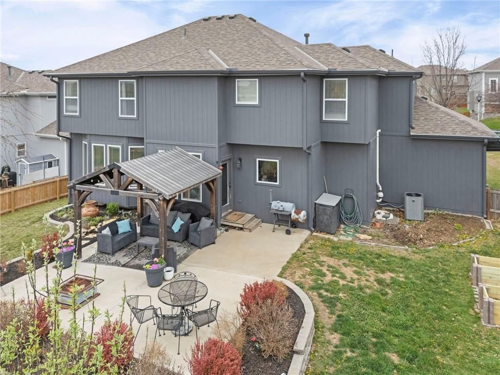 2351 W Concord Drive — photo 48