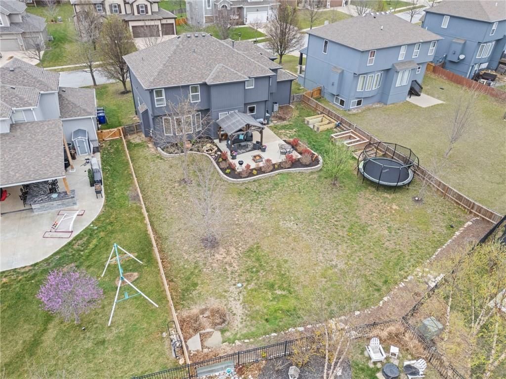 2351 W Concord Drive — photo 52