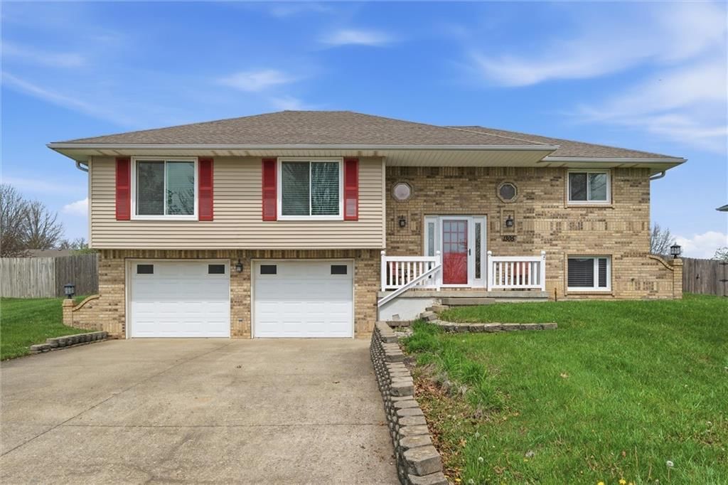1305 Sam Den Circle, Cameron, MO