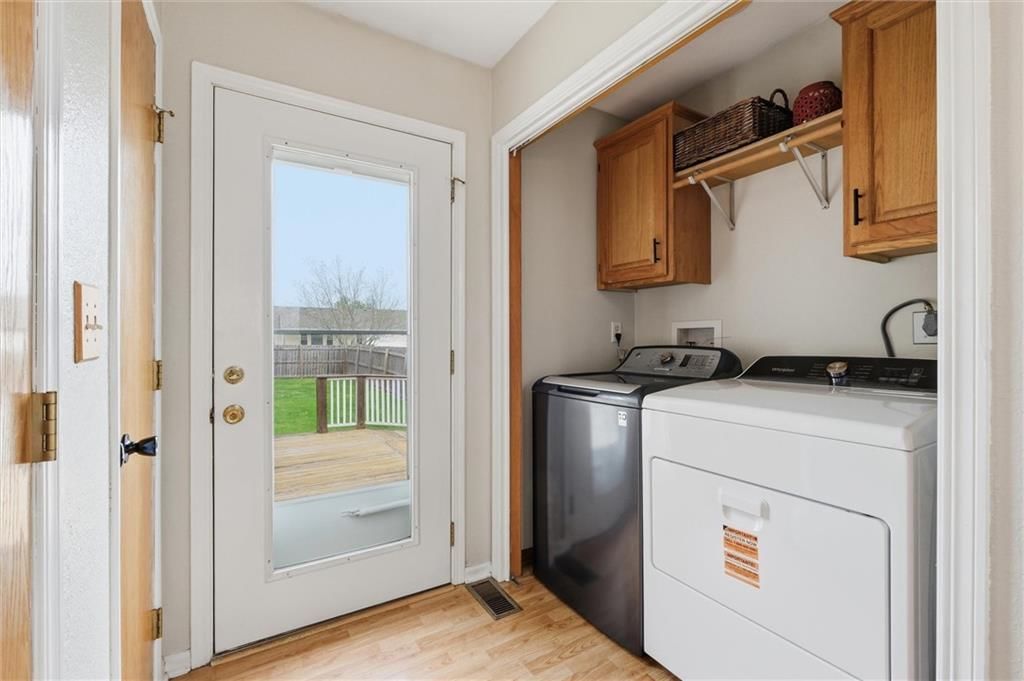 1305 Sam Den Circle — photo 32