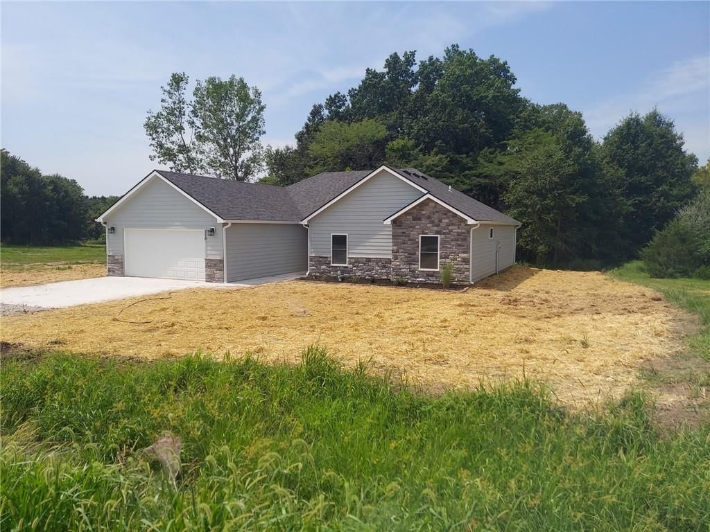 310 NE 51st Road — photo 23