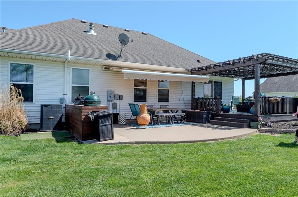 1613 Brookdale Drive — photo 10
