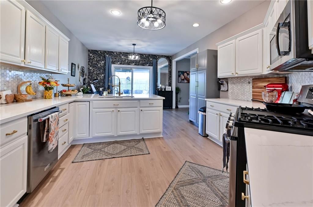 1613 Brookdale Drive — photo 15