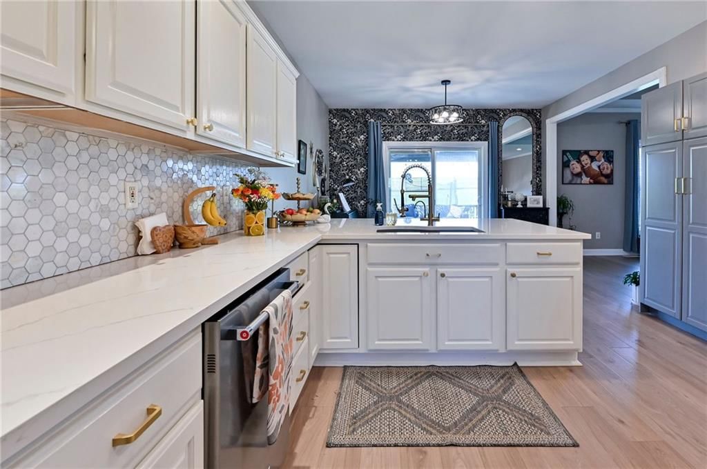 1613 Brookdale Drive — photo 16
