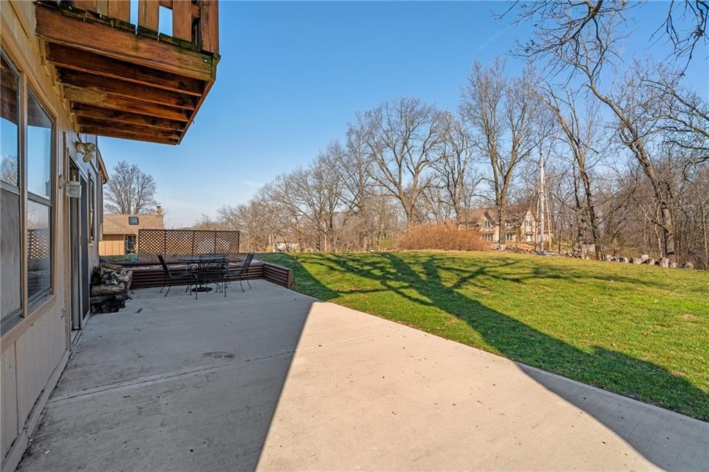 12326 Pinehurst Drive — photo 34