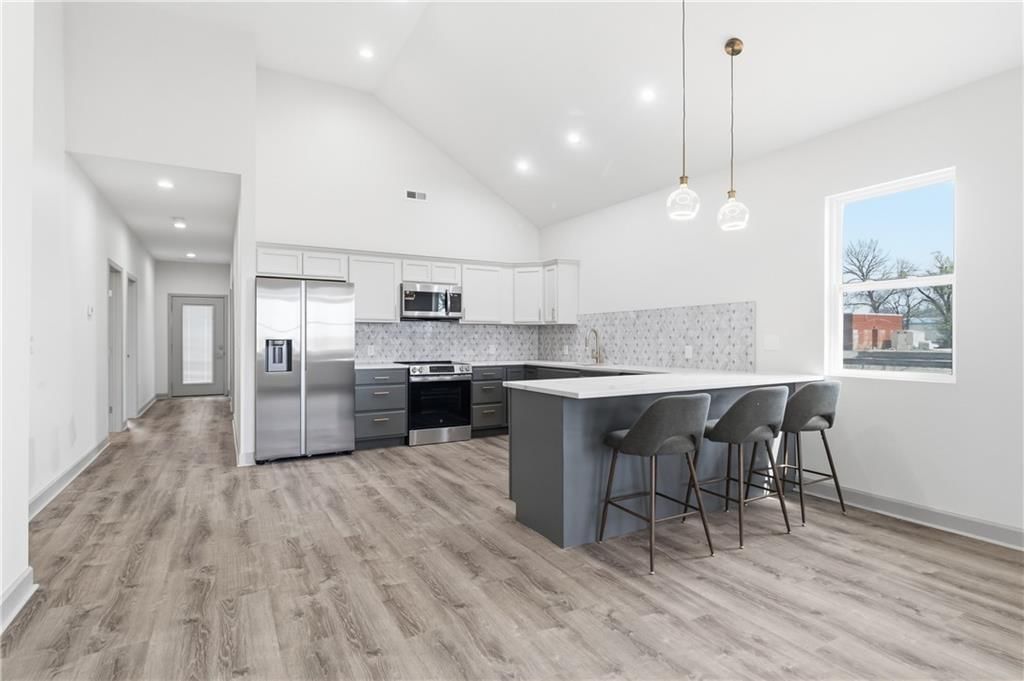 706 Pacific Avenue — photo 11