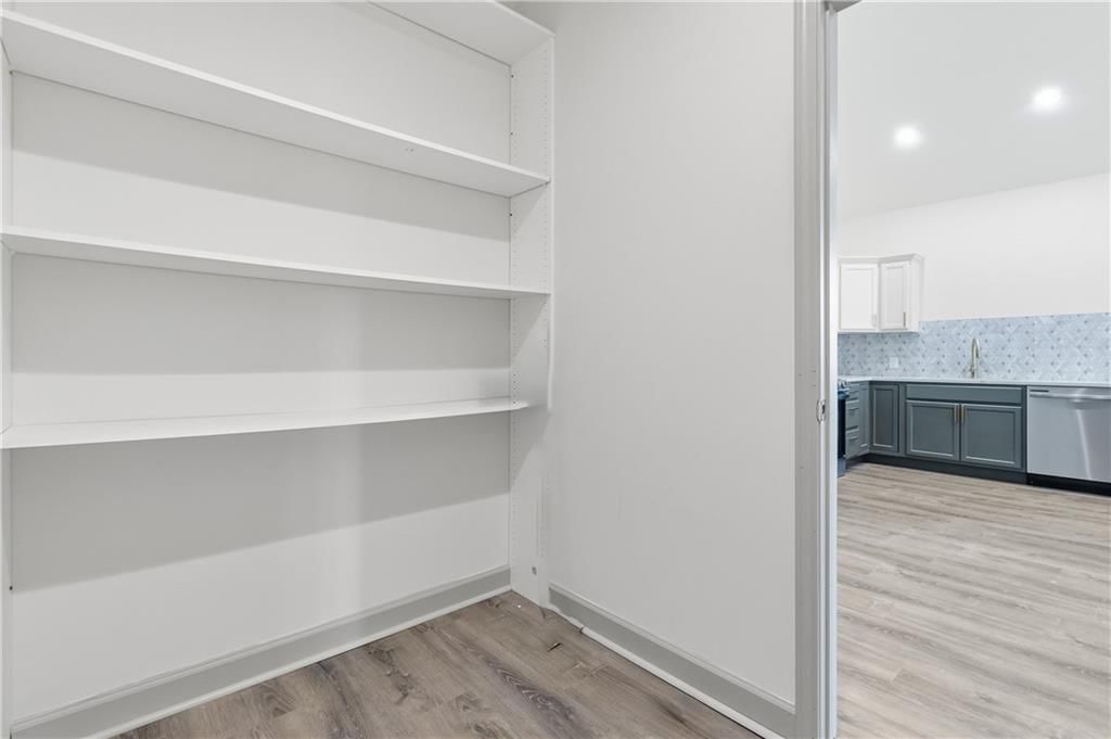 706 Pacific Avenue — photo 23