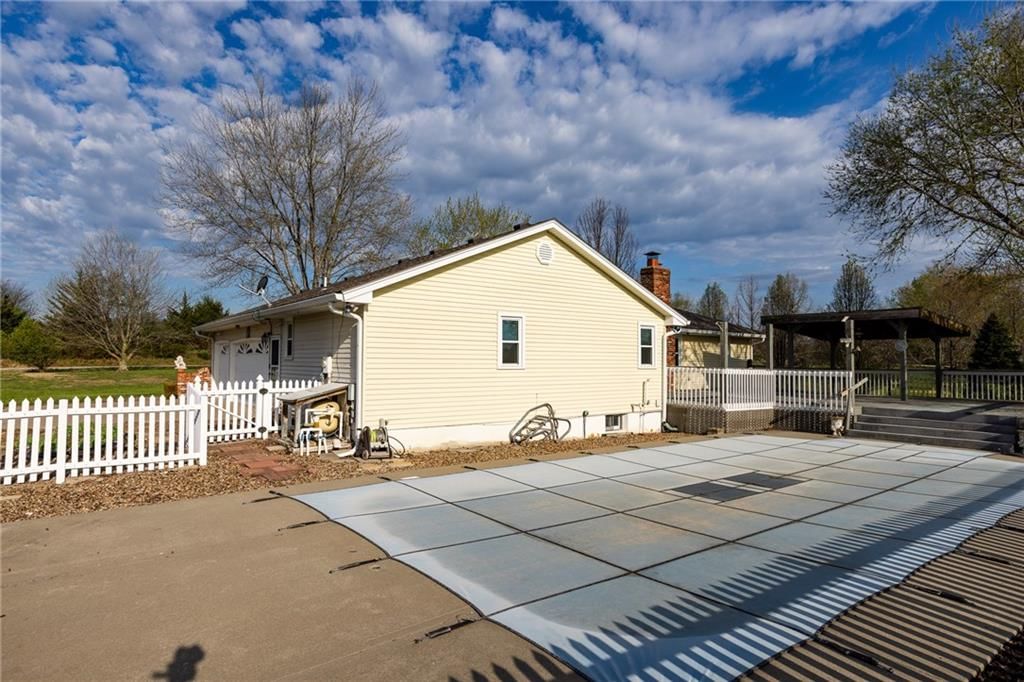 16019 Cordell Road — photo 32