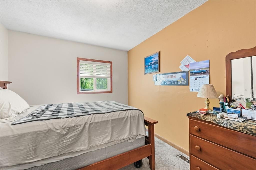 131 N Garfield Avenue — photo 15
