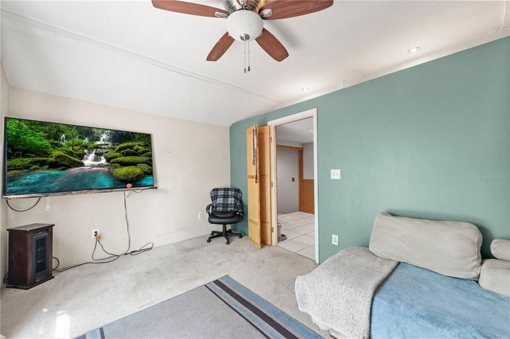 131 N Garfield Avenue — photo 20