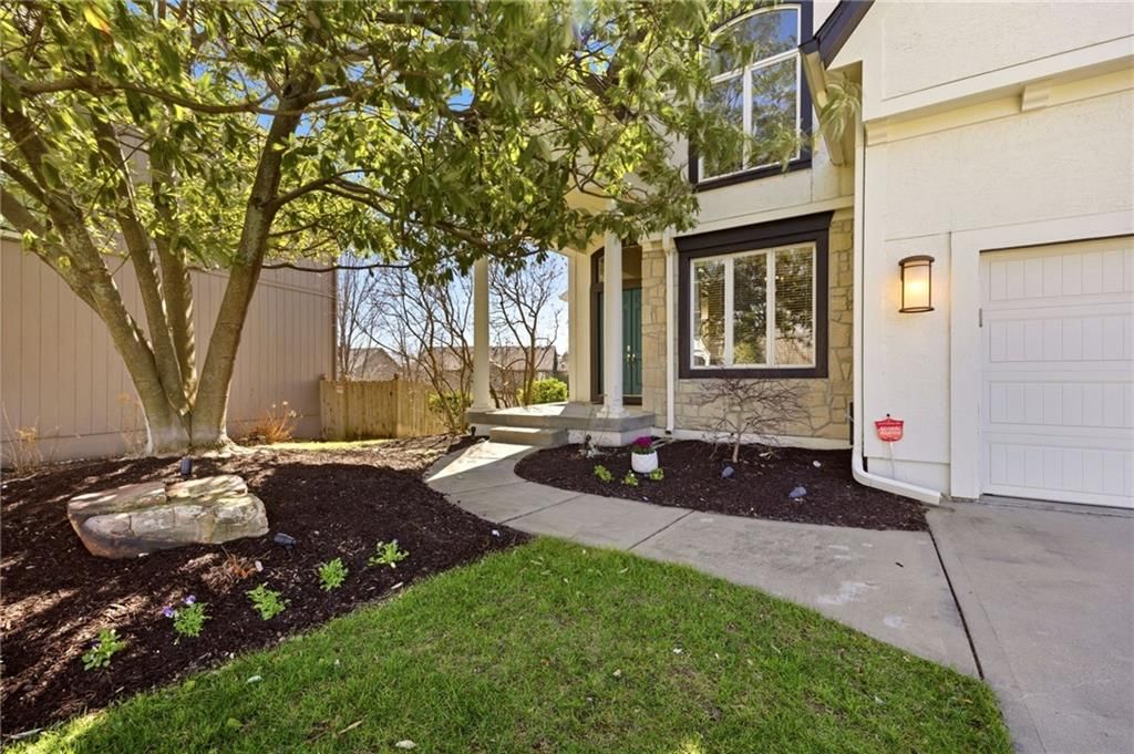 16216 Ash Street — photo 4