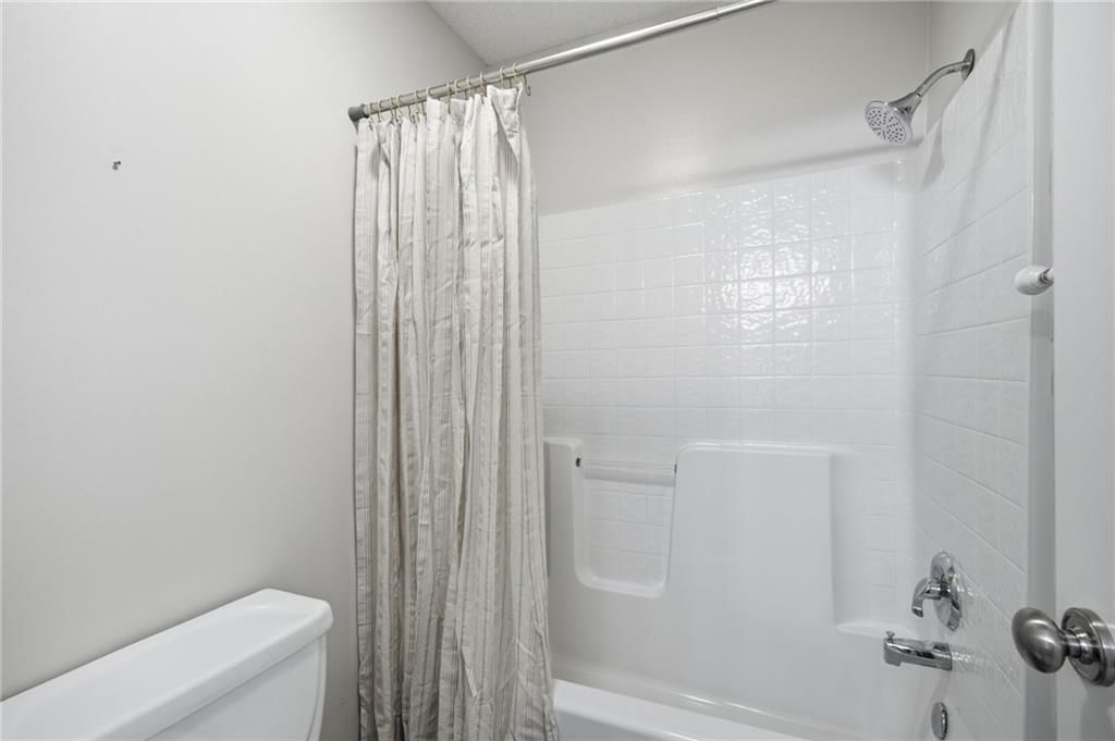 16216 Ash Street — photo 39