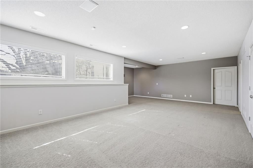 16216 Ash Street — photo 43