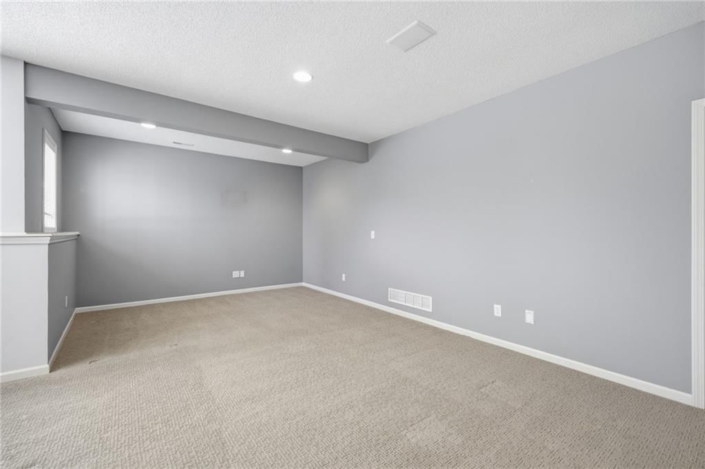 16216 Ash Street — photo 45