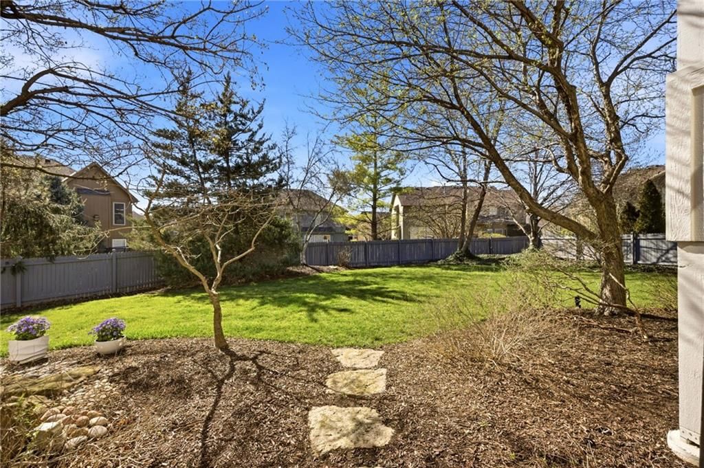 16216 Ash Street — photo 48