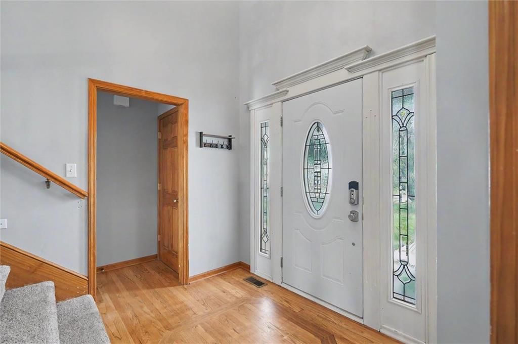 414 Flame Way — photo 4