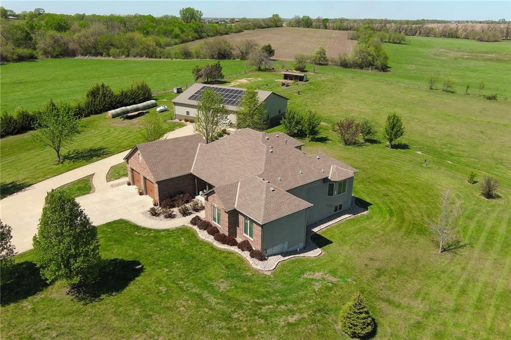 15006 Leavenworth Road — photo 4