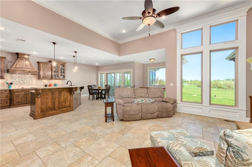 15006 Leavenworth Road — photo 21