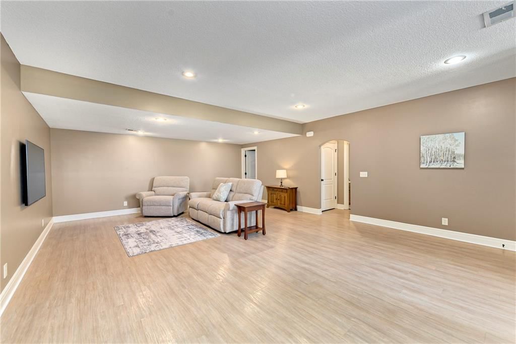 15006 Leavenworth Road — photo 48