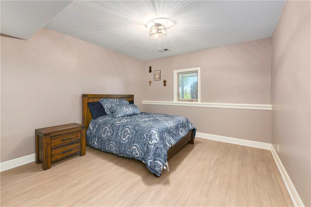 15006 Leavenworth Road — photo 52