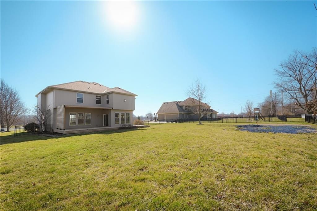 16210 Kentucky view Drive — photo 30