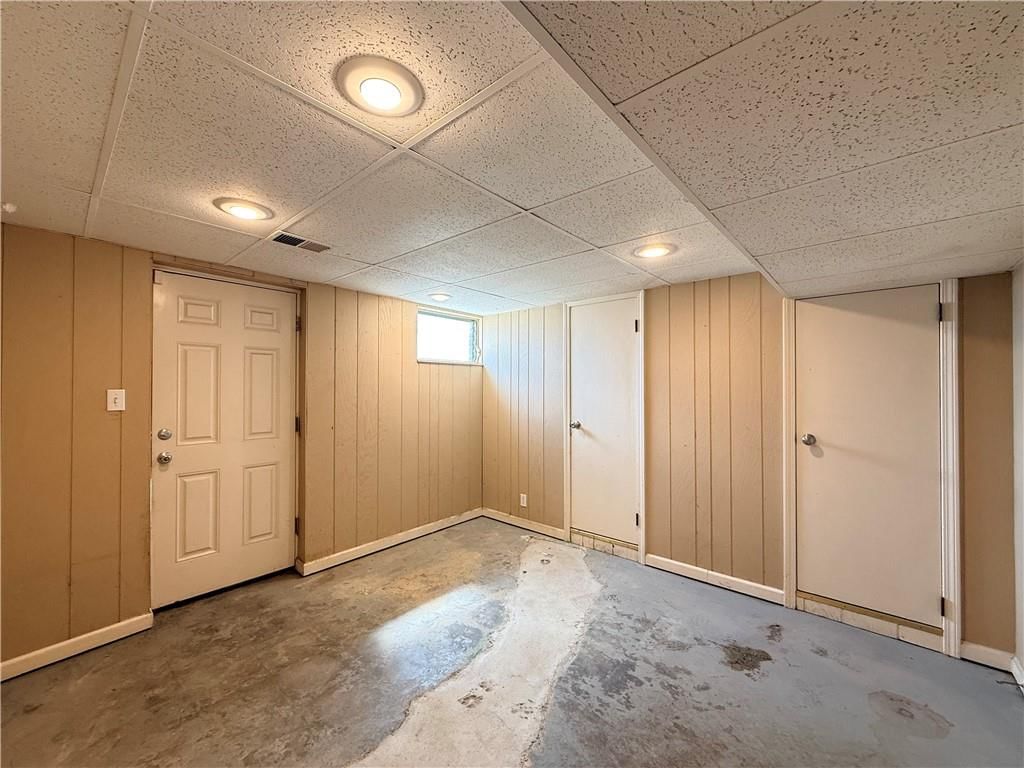 8701 E 92ND Place — photo 35