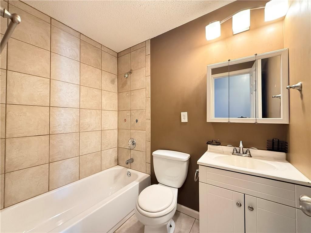 8701 E 92ND Place — photo 36
