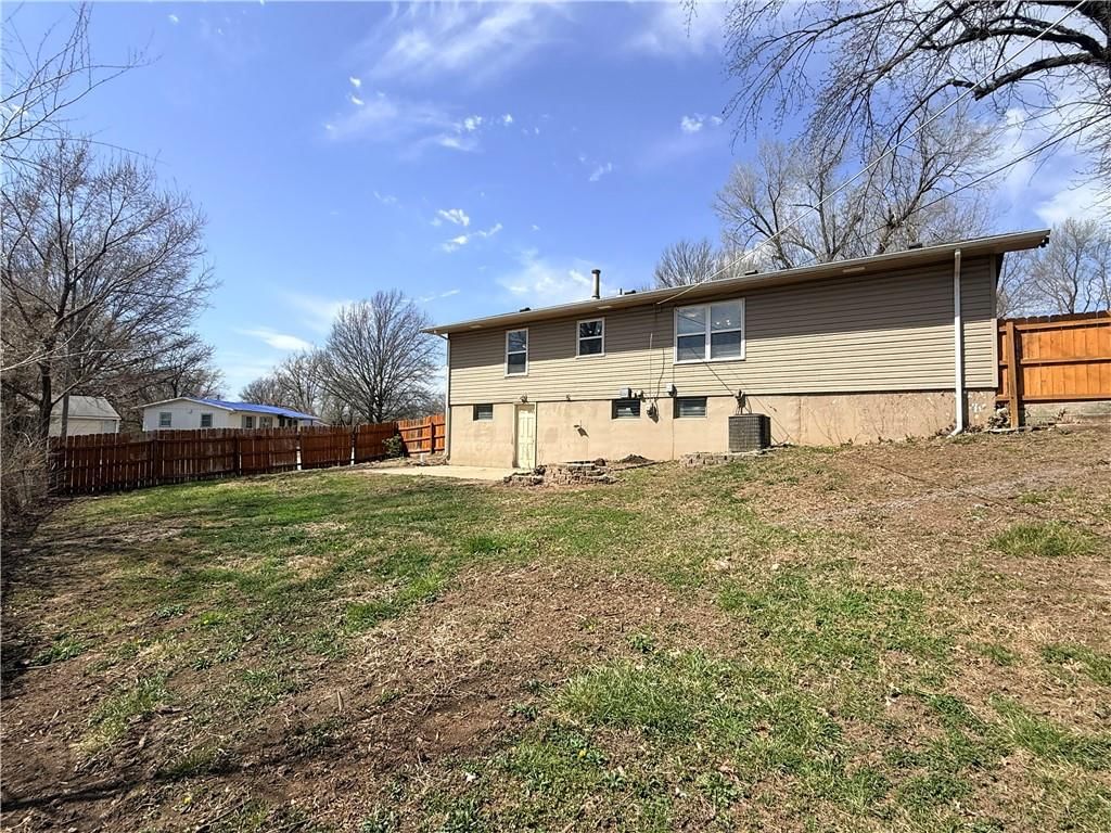 8701 E 92ND Place — photo 38