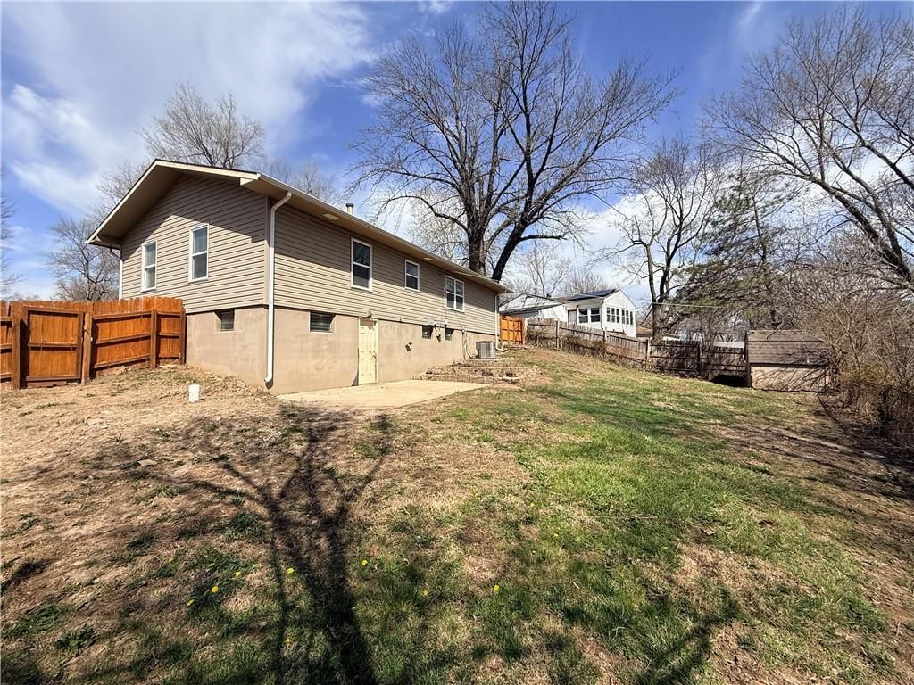 8701 E 92ND Place — photo 39