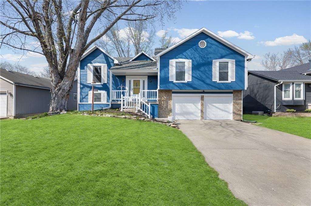1440 W Prairie Terrace, Olathe, KS