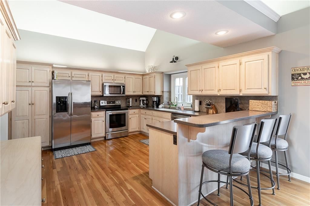 7203 NW Eastside Drive — photo 12