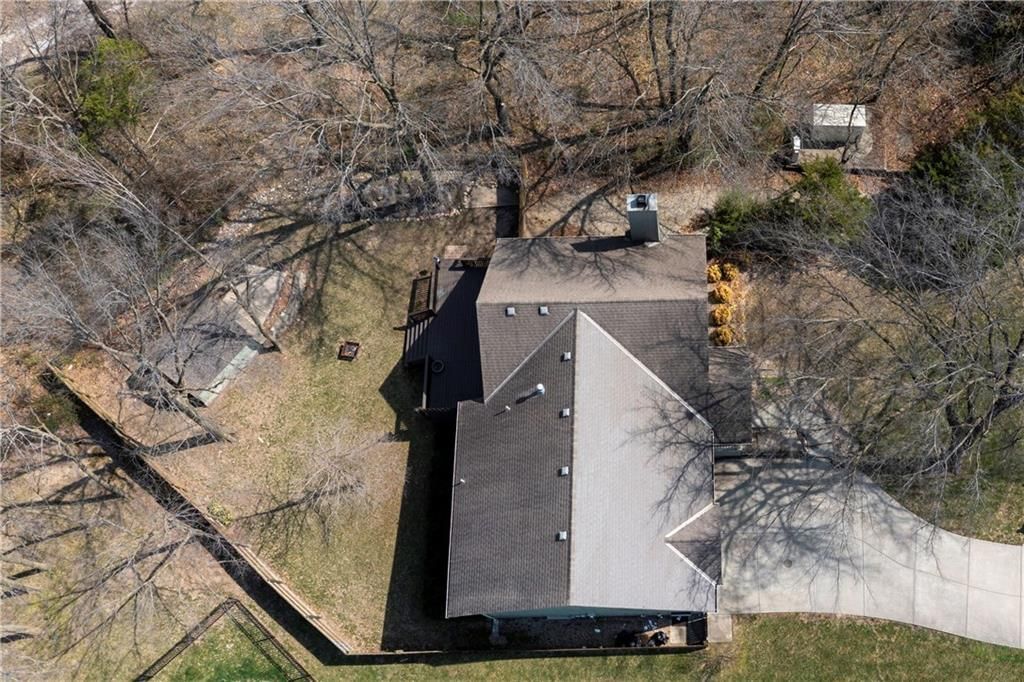 7203 NW Eastside Drive — photo 37