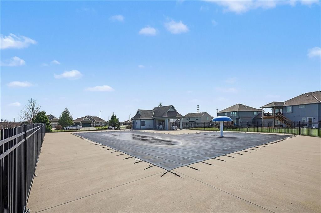 10810 N Virginia Avenue — photo 33