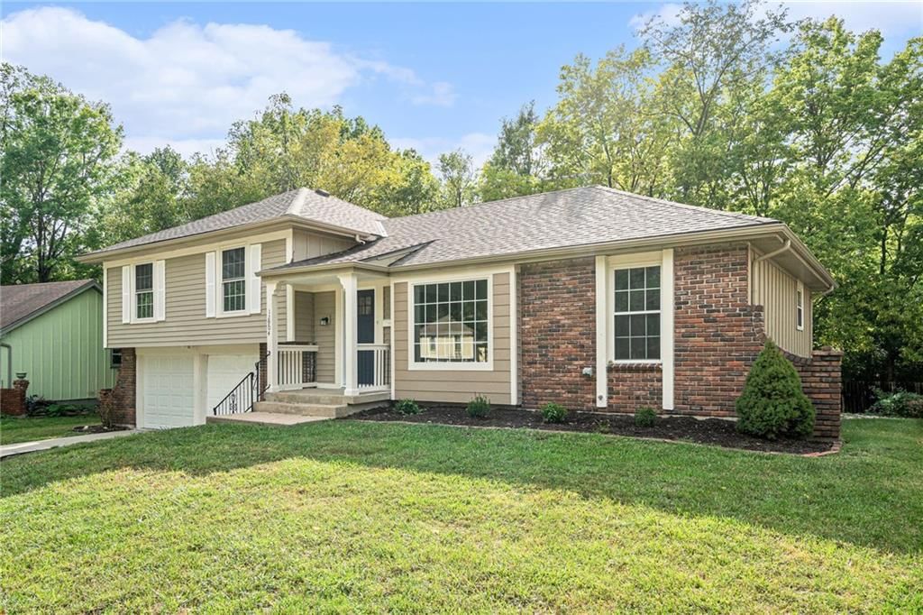 12904 Overhill Avenue — photo 2