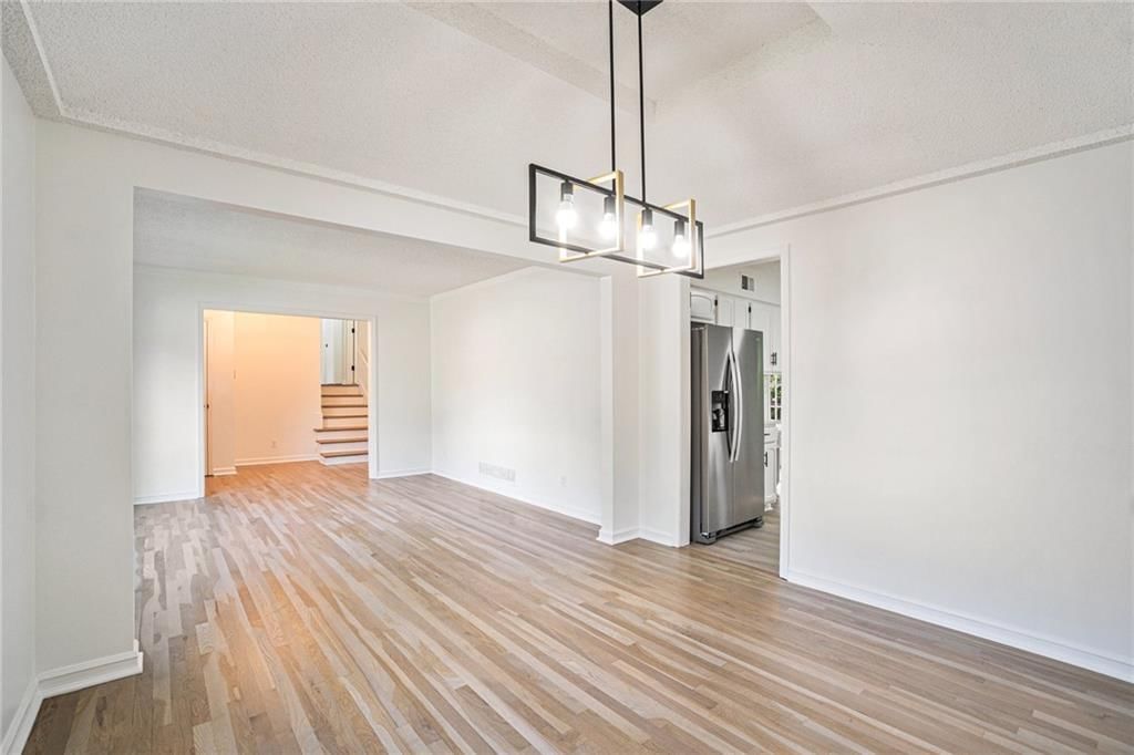 12904 Overhill Avenue — photo 10