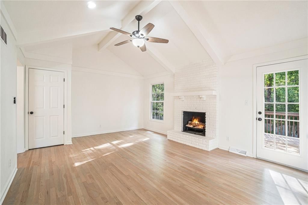 12904 Overhill Avenue — photo 15