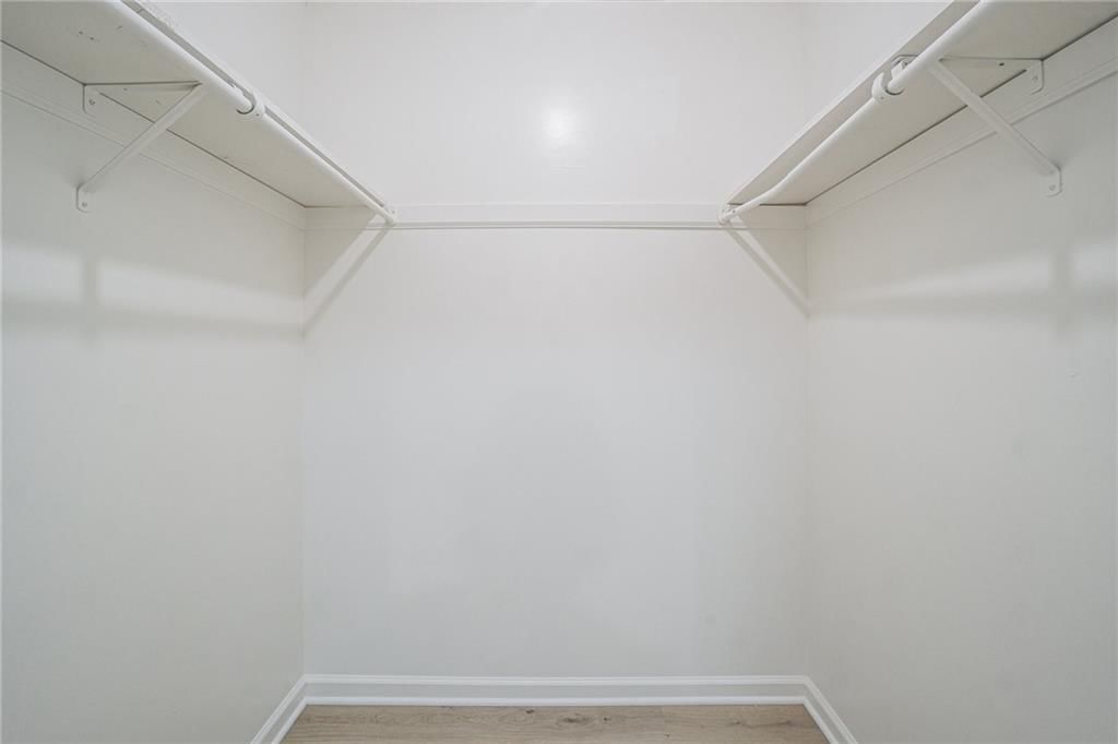 12904 Overhill Avenue — photo 21