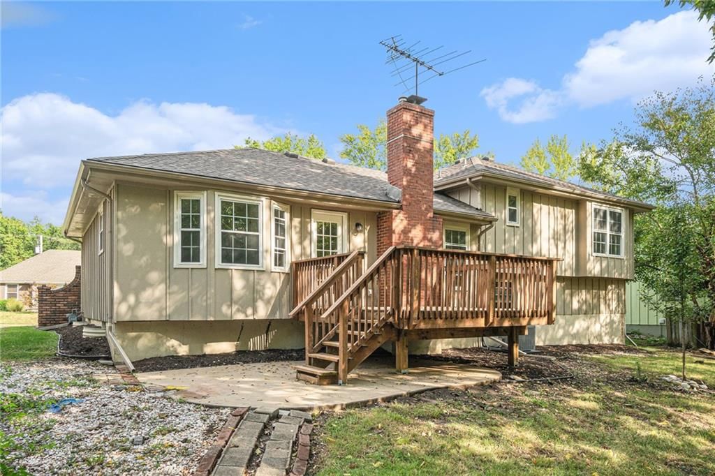 12904 Overhill Avenue — photo 28