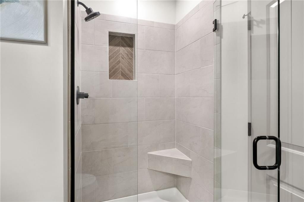 6404 Gracie Lane — photo 46