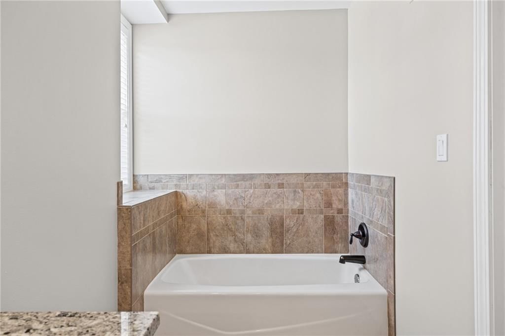 1501 E Sleepy Hollow Drive — photo 34