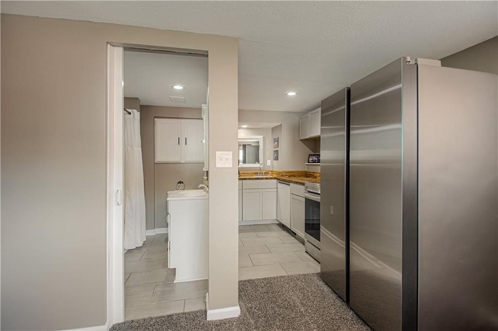 910 W Waldo Avenue — photo 39