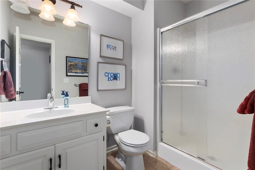 6180 N Nevada Avenue — photo 34