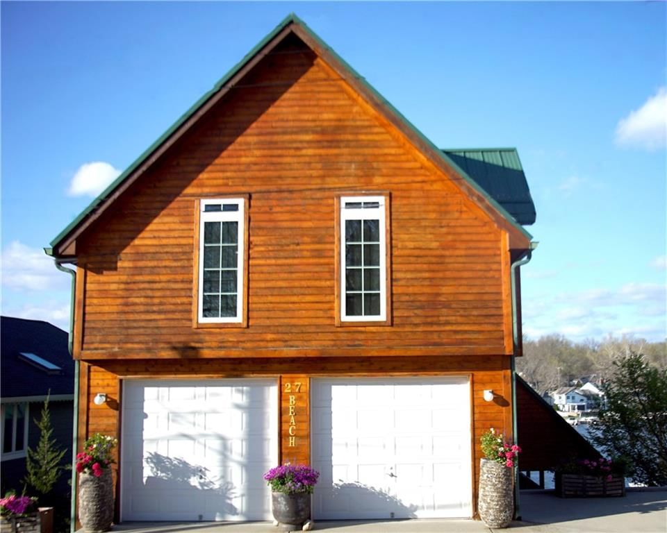27 Beach Drive — photo 12