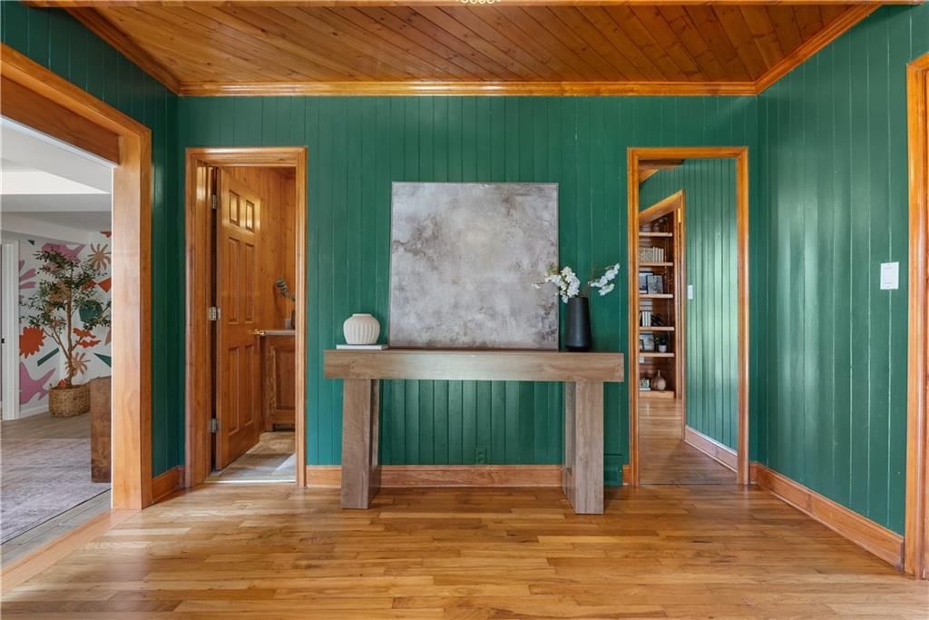 27 Beach Drive — photo 20