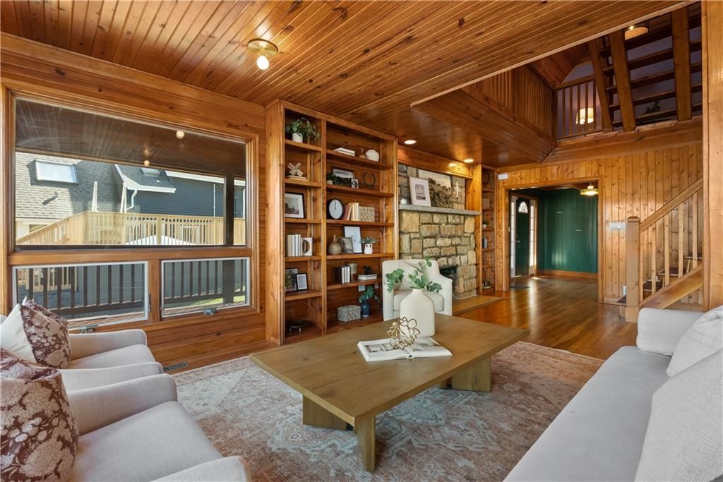 27 Beach Drive — photo 22