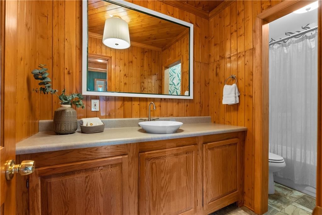 27 Beach Drive — photo 32