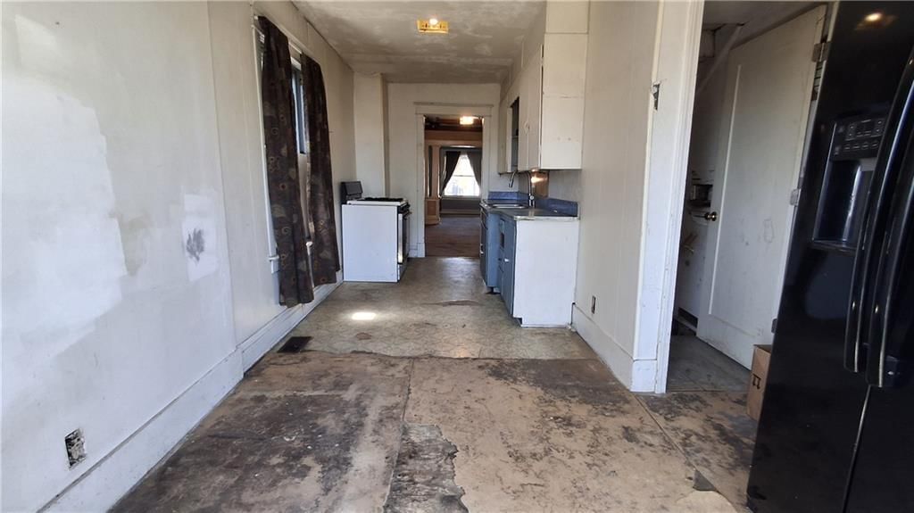 115 White Avenue — photo 14