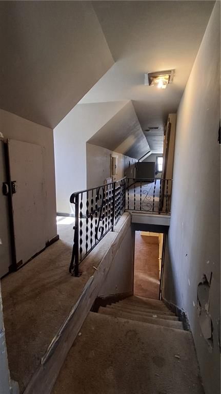 115 White Avenue — photo 21