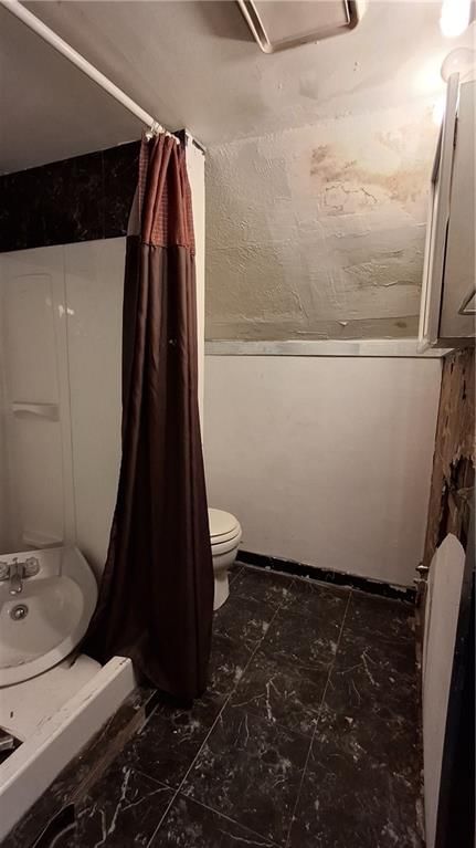 115 White Avenue — photo 25